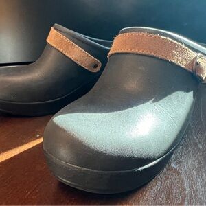 Crocs Sarah Mule Clog size 7